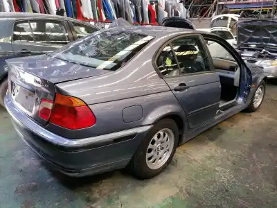 Veículo de Sucata bmw serie 3 berlina (e46) 320d do ano 1999 alimentado 204d1
