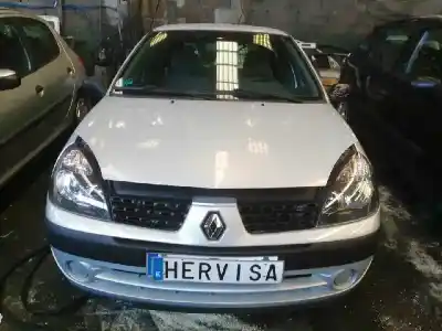 Утилизация автомобиля RENAULT CLIO II FASE II (B/CB0) 1.5 dCi Diesel 65 CV / 48 KW года 2001 питание 