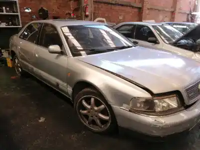 Vehicul casat audi a8 (d2) 4.2 quattro al anului 1994 alimentat abz