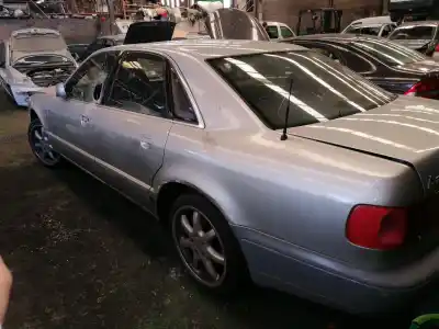 Vehicul casat audi a8 (d2) 4.2 quattro al anului 1994 alimentat abz