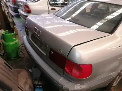 Vehicul casat audi a8 (d2) 4.2 quattro al anului 1994 alimentat abz