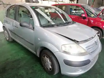 Veículo de Sucata citroen c3 1.4 do ano 2003 alimentado kfv