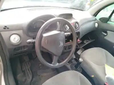 Veículo de Sucata citroen c3 1.4 do ano 2003 alimentado kfv