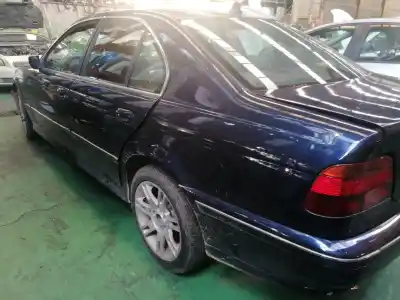 Veículo de Sucata bmw serie 5 berlina (e39) 525tds do ano 1999 alimentado 256t1