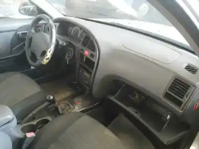 Veículo de Sucata hyundai elantra (xd) 2.0 crdi gls full do ano 2002 alimentado d4ea