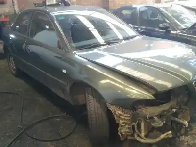 Vehicul casat audi a4 berlina (b5) 1.9 tdi al anului 2000 alimentat ajm