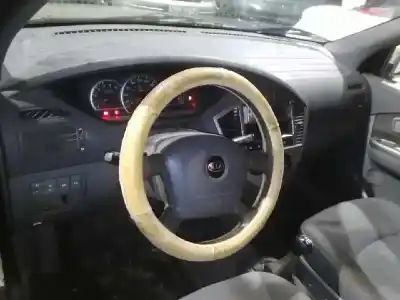 Scrapping Vehicle kia carens 2.0 crdi ex monovolumen of the year 2003 powered d4ea