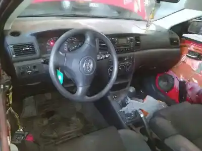 Veículo de Sucata toyota corolla (_e12_) 1.4 vvt-i (zze120_) do ano 2003 alimentado 4zzfe