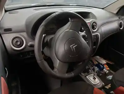 Veículo de Sucata citroen c2 vtr do ano 2003 alimentado kfv