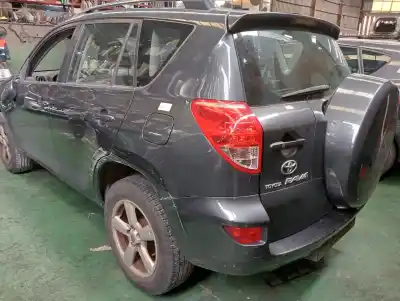 Vehicul casat toyota rav 4 (a3) 2.2 turbodiesel cat al anului 2006 alimentat 2adftv