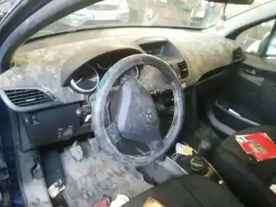 Veículo de Sucata peugeot 207 1.4 hdi do ano 2006 alimentado 8hz