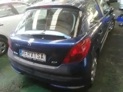 Veículo de Sucata peugeot 207 1.4 hdi do ano 2006 alimentado 8hz