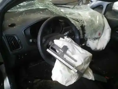 Veículo de Sucata kia rio 1.2 cat do ano 2012 alimentado g4la