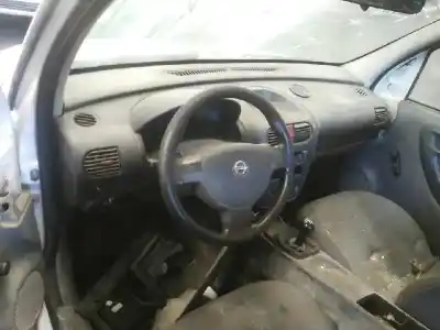 Veículo de Sucata opel combo familiar do ano 2003 alimentado y17dt