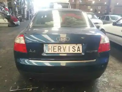 Veículo de Sucata audi a4 berlina (8e) 2.0 fsi do ano 2004 alimentado awa