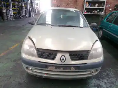 Утилизация автомобиля RENAULT CLIO II FASE II (B/CB0) 1.2 16V года 2002 питание D4F712