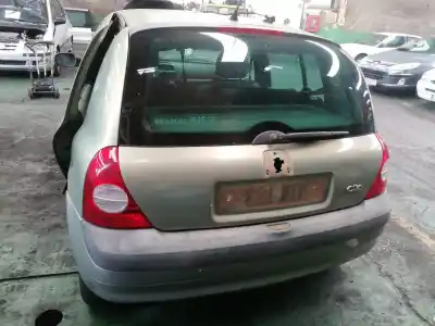 Scrapping Vehicle renault clio ii fase ii (b/cb0) 1.2 16v of the year 2002 powered d4f712