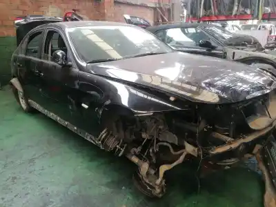 Veicolo di demolizione bmw serie 3 berlina (e90) 318i dell'anno 2006 alimentato n46b20b