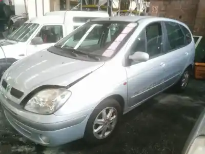 Scrapping Vehicle renault scenic (ja..) 1.9 dci authentique of the year 2001 powered f9q732