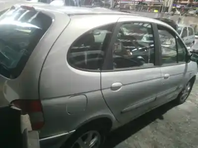 Scrapping Vehicle renault scenic (ja..) 1.9 dci authentique of the year 2001 powered f9q732