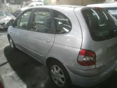 Scrapping Vehicle renault scenic (ja..) 1.9 dci authentique of the year 2001 powered f9q732
