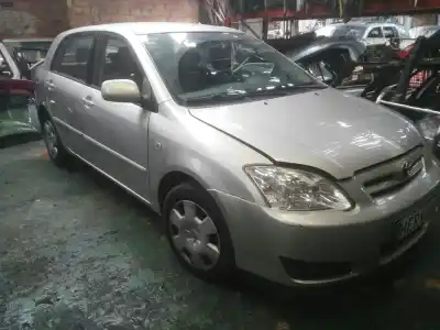 Veículo de Sucata toyota corolla (_e12_) 1.4 vvt-i (zze120_) do ano 2004 alimentado 4zzfe