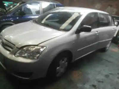 Veículo de Sucata toyota corolla (_e12_) 1.4 vvt-i (zze120_) do ano 2004 alimentado 4zzfe