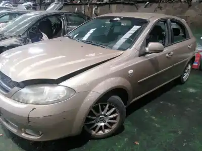 Veículo de Sucata chevrolet lacetti sx do ano 2006 alimentado f16d3