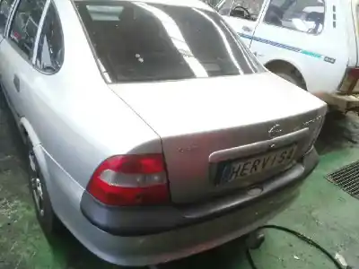 Véhicule à la ferraille opel                                               vectra b berlina                                                                                                                                                                                                                                           x16xel                                                                                                                                                                                                                                                     de l'année 1998 alimenté x16xel