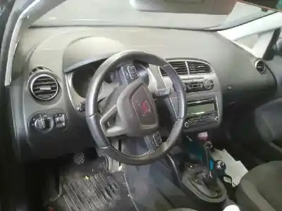 Veículo de Sucata seat altea (5p1) i-tech do ano 2014 alimentado cbzb