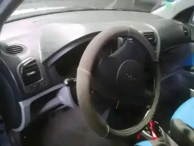 Veículo de Sucata kia picanto 1.1 active do ano 2005 alimentado g4hc