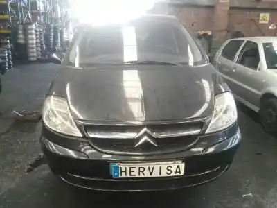 Véhicule à la ferraille CITROEN C8 2.2 HDi 16V PREMIER II de l'année 2004 alimenté 4HW