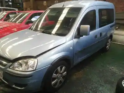 Veículo de Sucata opel combo familiar do ano 2003 alimentado z17dth