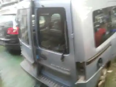 Veículo de Sucata opel combo familiar do ano 2003 alimentado z17dth