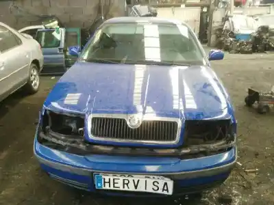 Hurda Aracı SKODA OCTAVIA BERLINA (1U2) 1.6 Yılın 2002 güçlü AVU