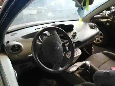 Vehicul casat renault twingo dynamique al anului 2008 alimentat k9k740