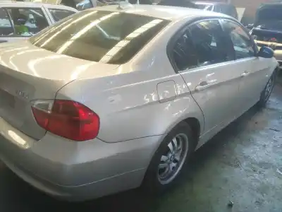 Veicolo di demolizione bmw serie 3 berlina (e90) 318i dell'anno 2006 alimentato n46b20b