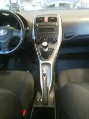 Veículo de Sucata toyota auris (_e15_) 1.4 d-4d (nde150_) do ano 2009 alimentado 1ndtv