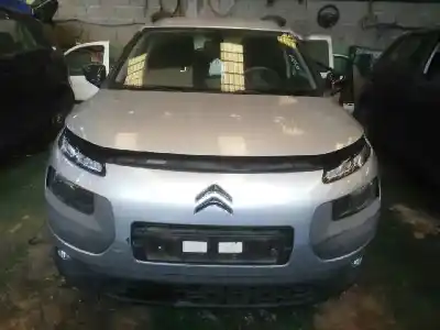 Veicolo di demolizione CITROEN C4 CACTUS 1.2 VTi 82 dell'anno 2015 alimentato HM01