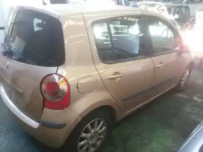 Veicolo di demolizione renault modus 1.5 dci diesel dell'anno 2005 alimentato k9k750