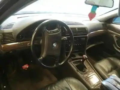 Veículo de Sucata bmw serie 7 (e38) 725tds do ano 1998 alimentado 256t1