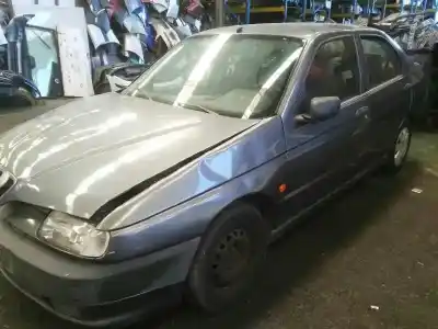 Veicolo di demolizione alfa romeo 146 1.6 16v cat dell'anno 1997 alimentato ar67601