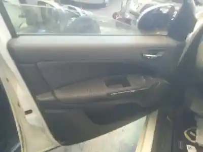 Veicolo di demolizione fiat bravo ii (198_) 1.4 (198axa1b) dell'anno 2011 alimentato 192b2000