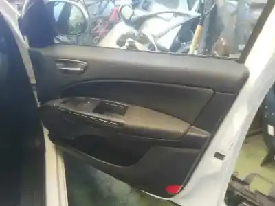 Veicolo di demolizione fiat bravo ii (198_) 1.4 (198axa1b) dell'anno 2011 alimentato 192b2000