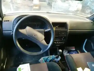 Veicolo di demolizione citroen ax 1.5 diesel dell'anno 1994 alimentato 