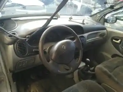 Здавання транспортного засобу renault scenic (ja..) 1.9 dci authentique року 1999 потужний f9q732