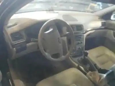 Vehicul casat volvo s80 berlina 2.9 al anului 1998 alimentat b6304s3