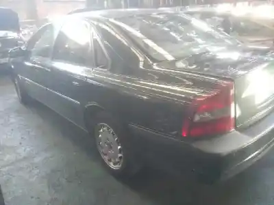 Vehicul casat volvo s80 berlina 2.9 al anului 1998 alimentat b6304s3