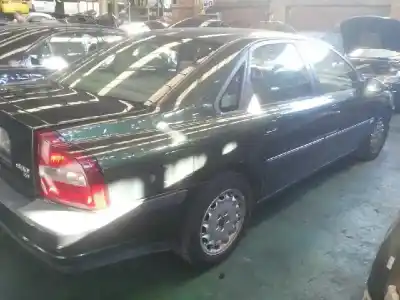 Vehicul casat volvo s80 berlina 2.9 al anului 1998 alimentat b6304s3