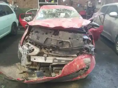 Veículo de Sucata RENAULT CLIO IV Expression do ano 2012 alimentado K9K608